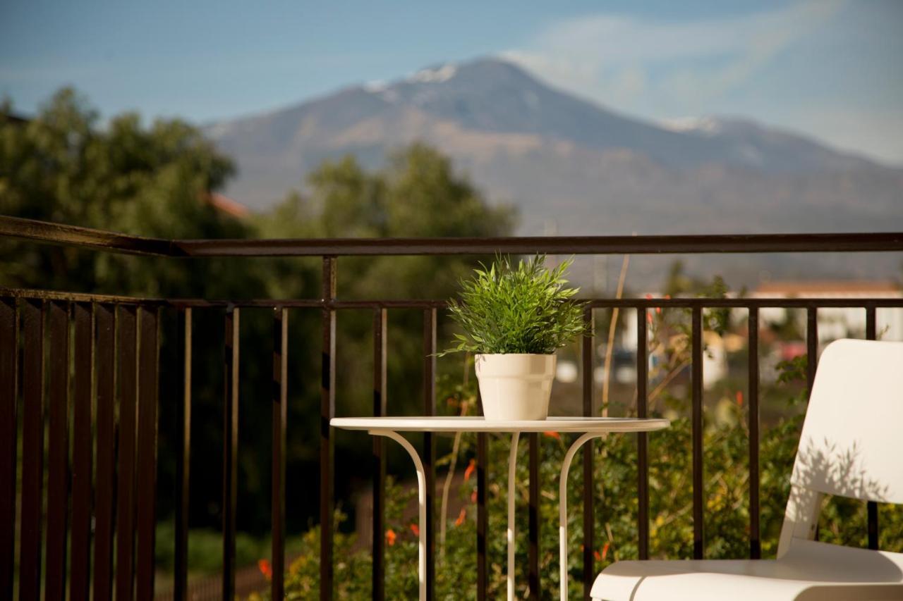 B&B Etna Europa Сан-Грегоріо-ді-Катанія Екстер'єр фото